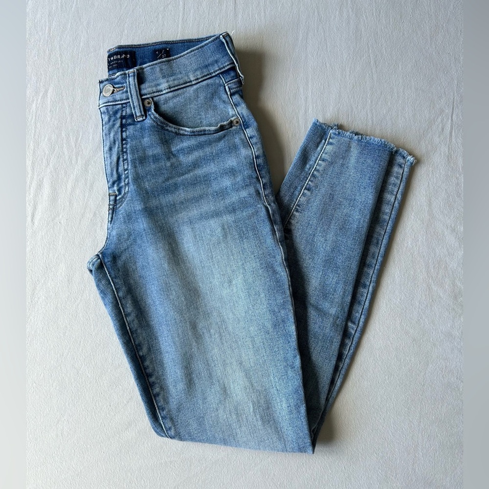 Lucky Brand Mid Rise Ava Skinny Light Wash Distressed Denim